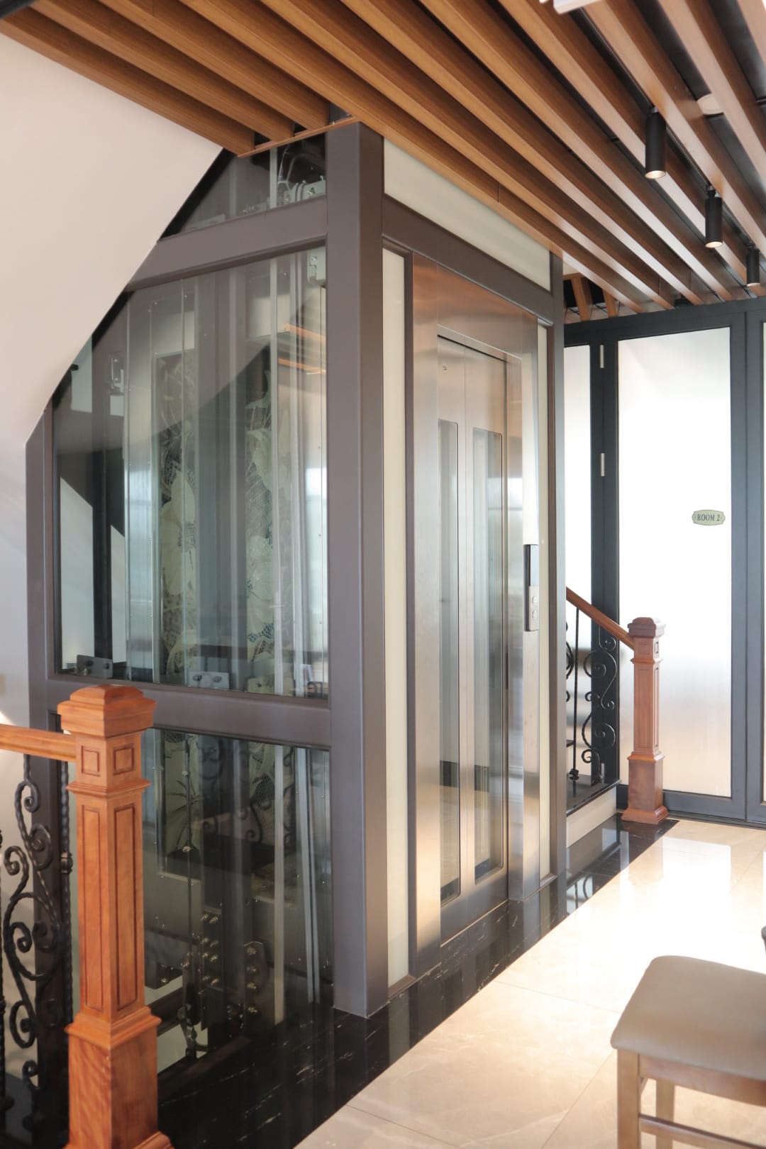 BÁO GIÁ THANG MÁY TẢI KHÁCH0