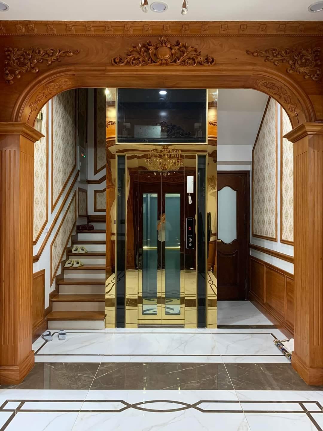 BÁO GIÁ THANG MÁY LỒNG KÍNH0