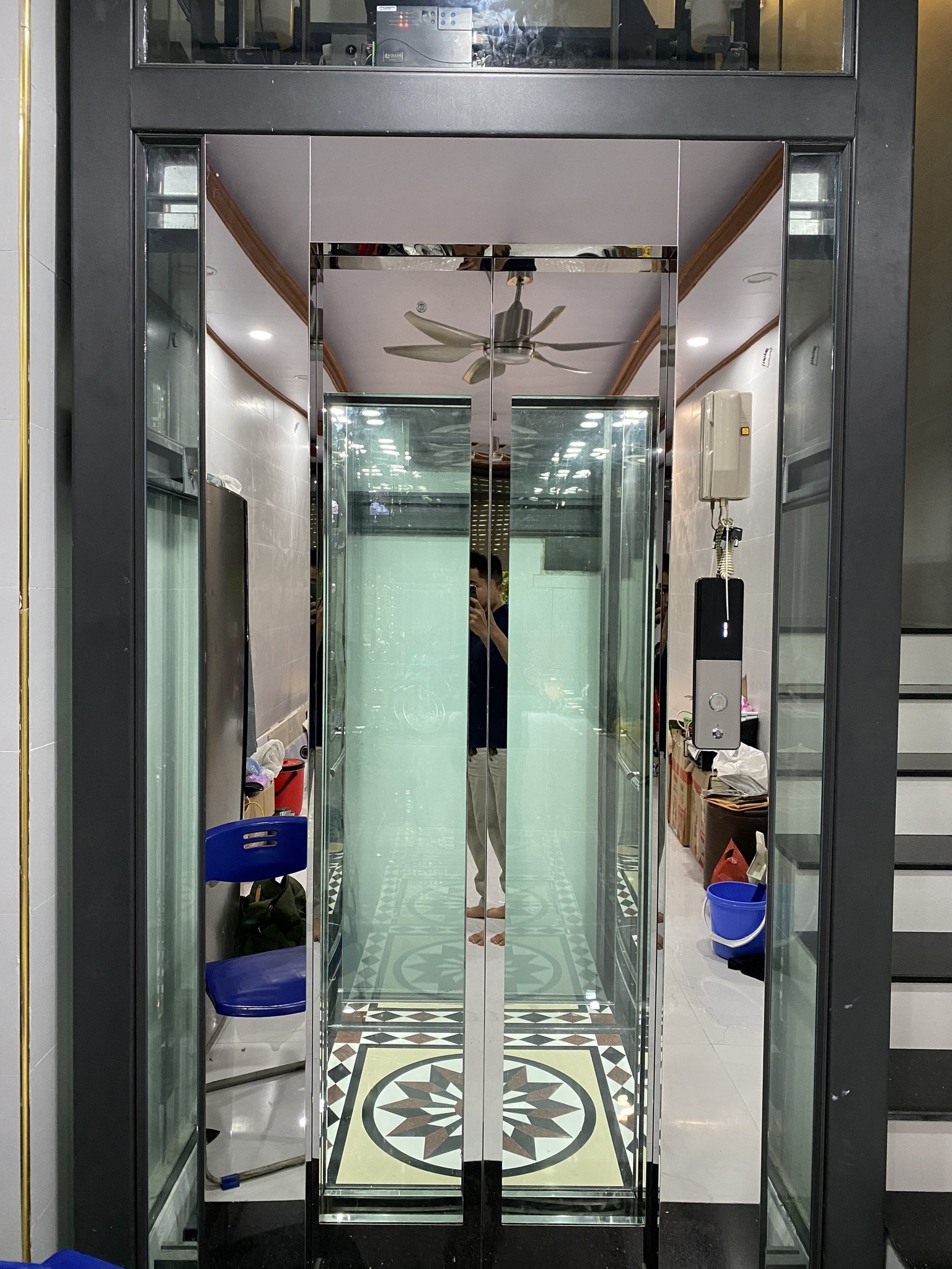 BÁO GIÁ THANG MÁY LỒNG KÍNH2