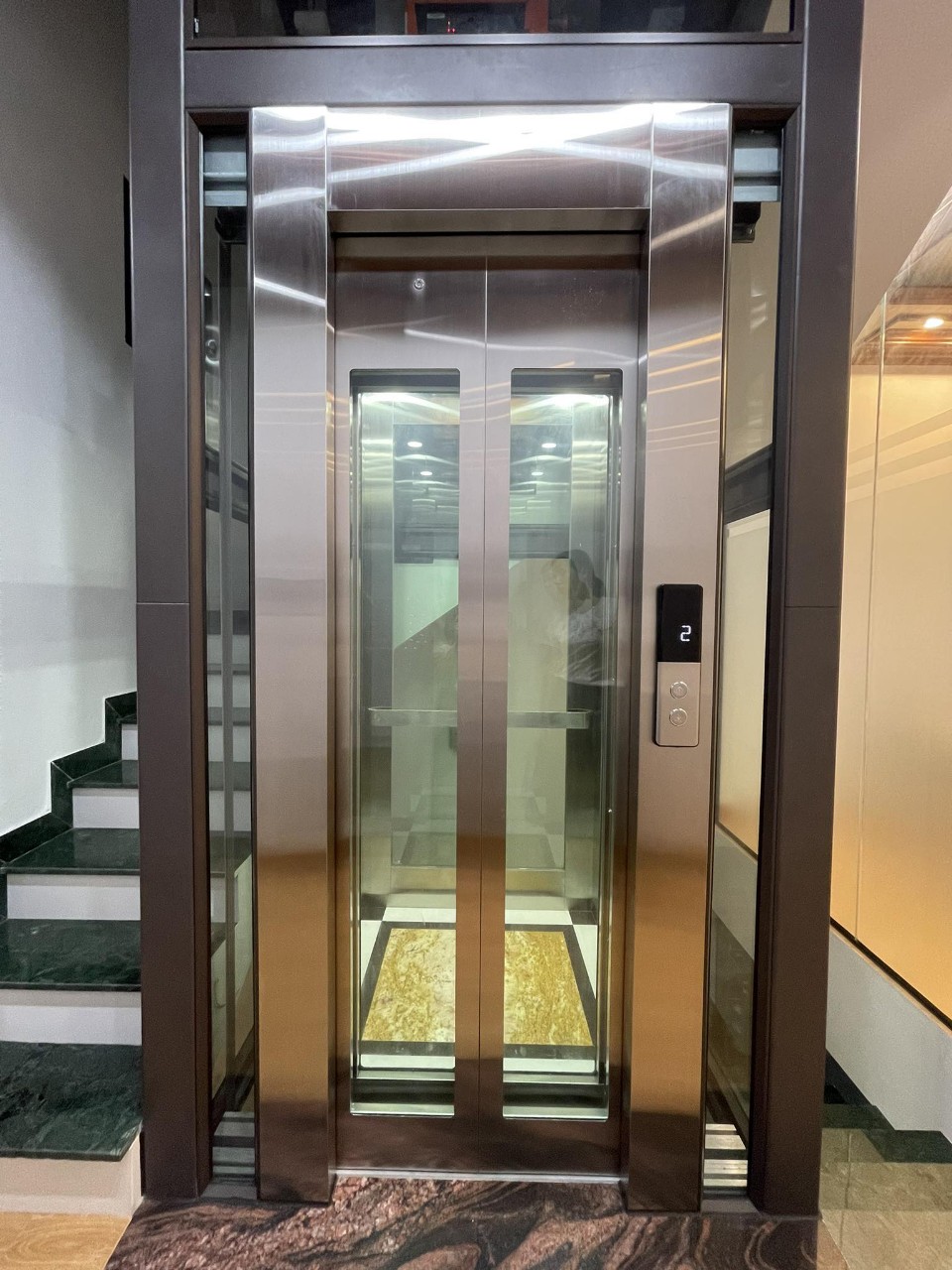 BÁO GIÁ THANG MÁY LỒNG KÍNH4
