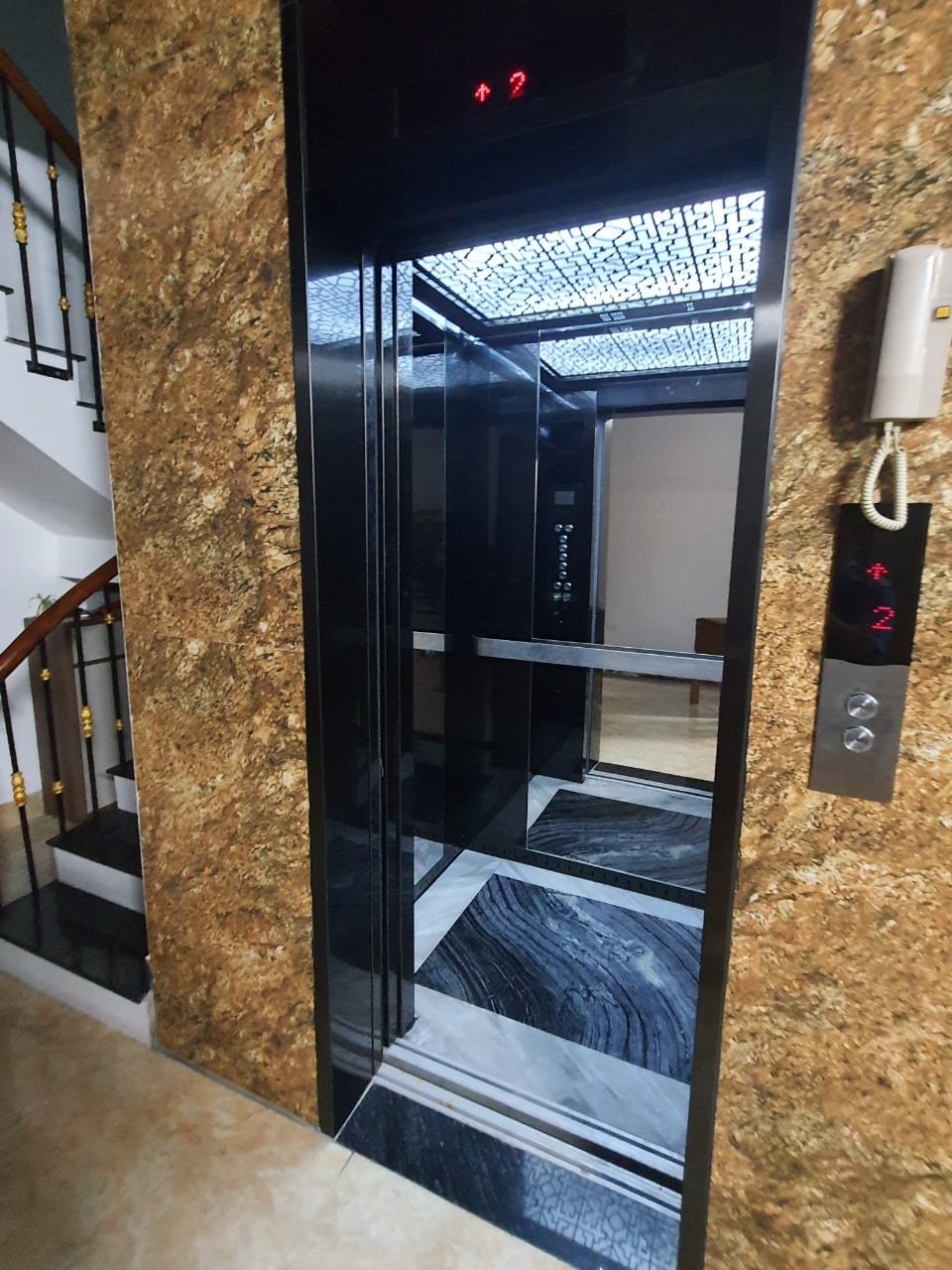 BÁO GIÁ THANG MÁY TẢI KHÁCH7